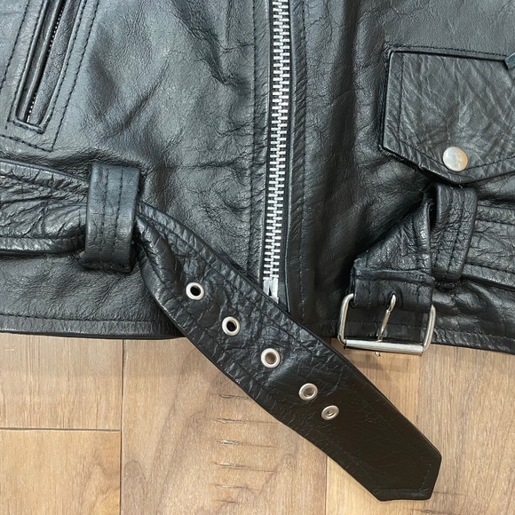 Excellent Condition Women's Unik Leather Motorcycle Jacket - Picture 9 of 16
